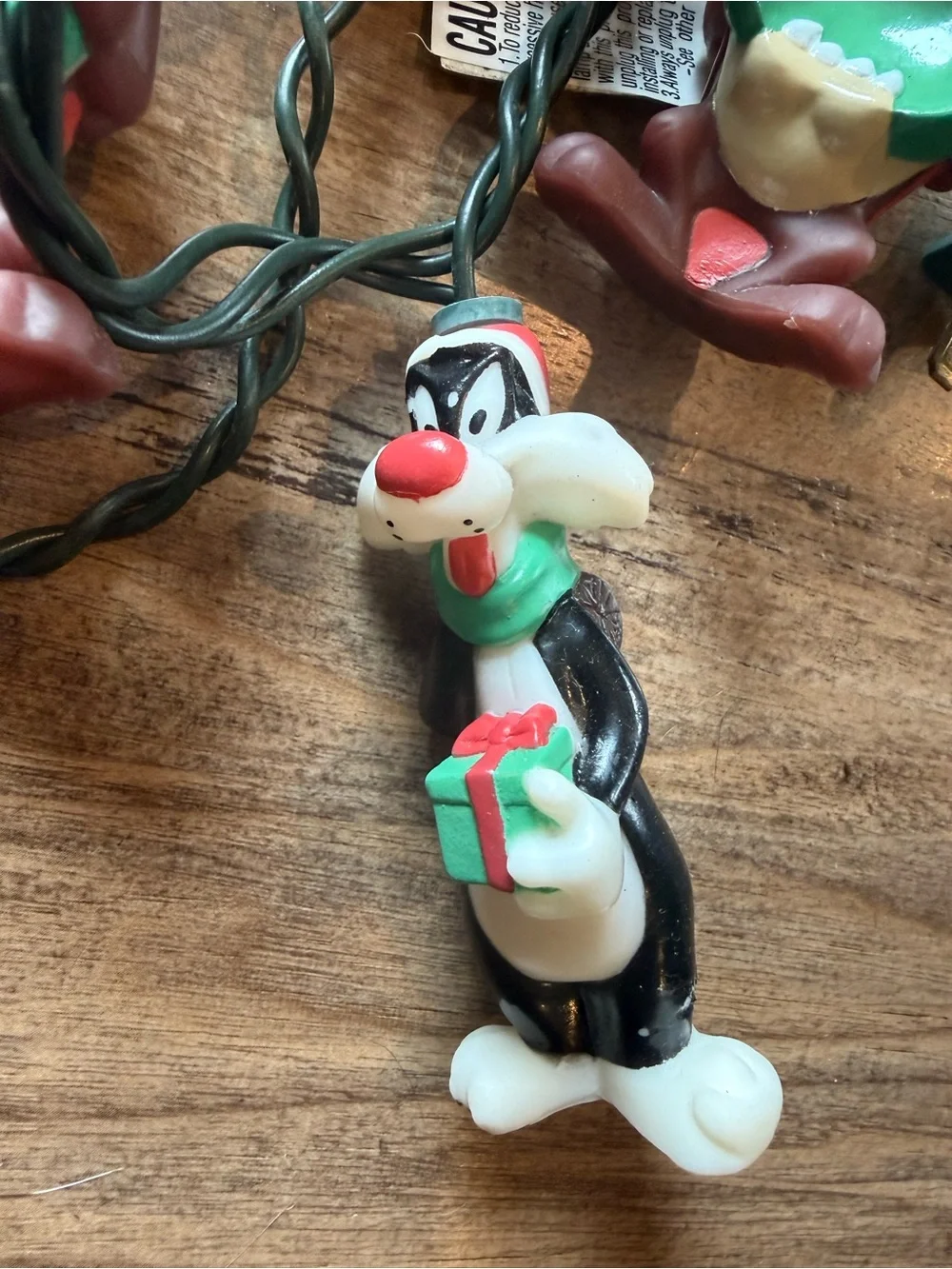 Nostalgic Looney Tunes Christmas Character String Lights Bugs Tweety Taz